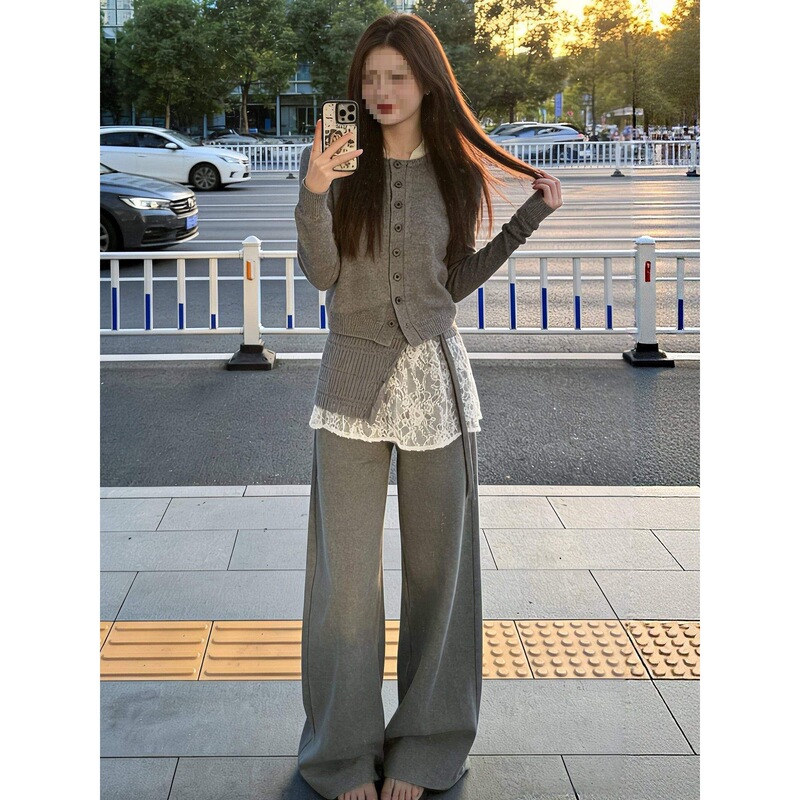 2026 Trendy Early Spring Korean Style Petite Gray Knit Cardigan Top and Gray Skirt Two-Piece Set 2026 Trendy Early Spring Korean Style Petite Gray Knit Cardigan Top and Gray Skirt Two-Piece Set