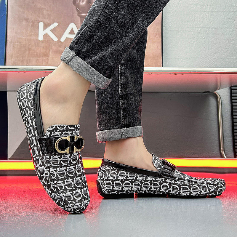 Gran muelle transfronterizo zapatos de guisantes de piel de vaca para hombres Estación europea Barbero moda Lefu zapatos de cuero nuevos para jóvenes