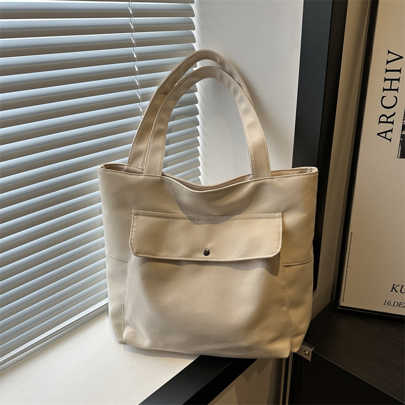 Demi-season shopping bag, Korean style