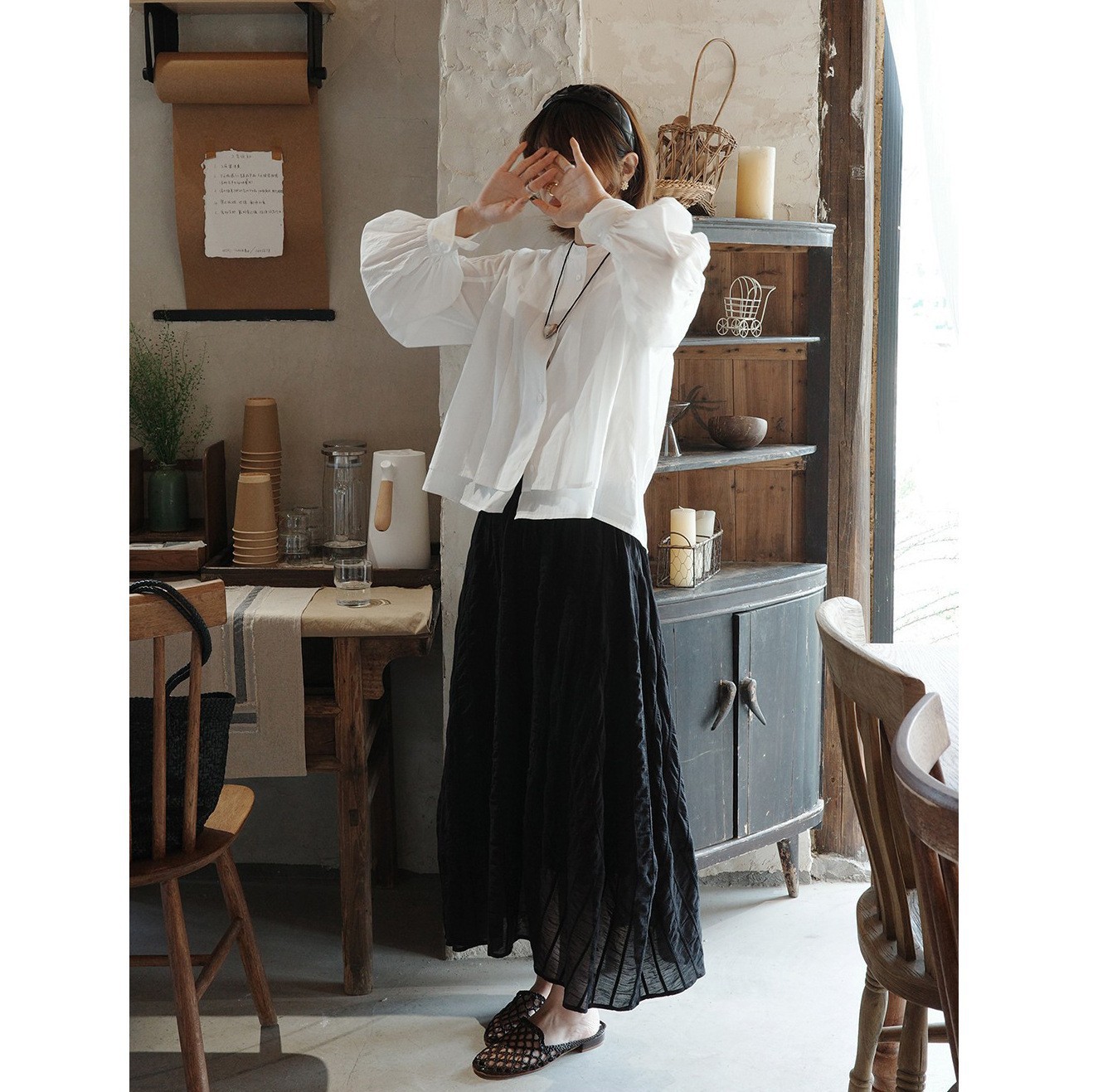 Black skirt, (Physicals)