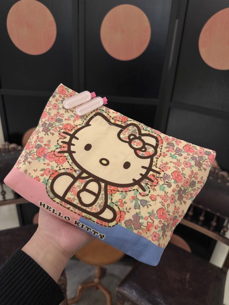 Nueva bolsa de cosméticos de gran capacidad para gatos Kitty original, bolsa de almacenamiento con forro portátil, bolsa de monedero para auriculares de viaje para mujer