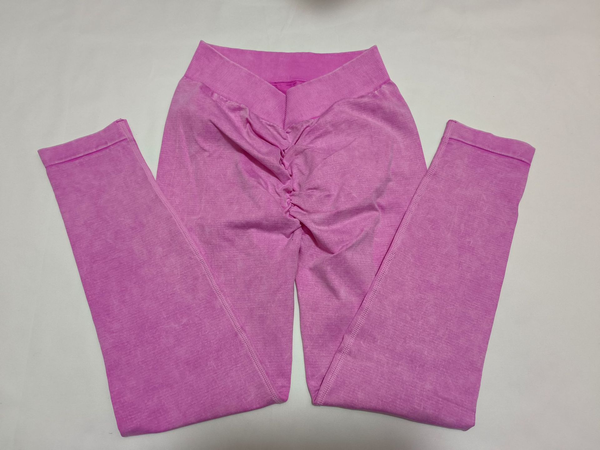 Women's Clothing Sports seamless high elastic enlarged V waist V back peach hip washed frosted tight short sleeved shorts and trousers suit_voghion.com