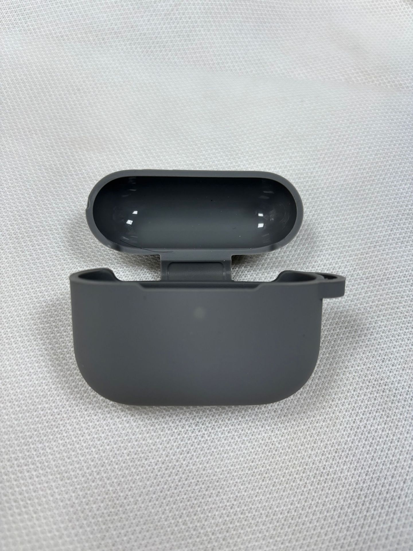 Чехол для наушников Apple AirPods Pro 3 силиконовый однотонный