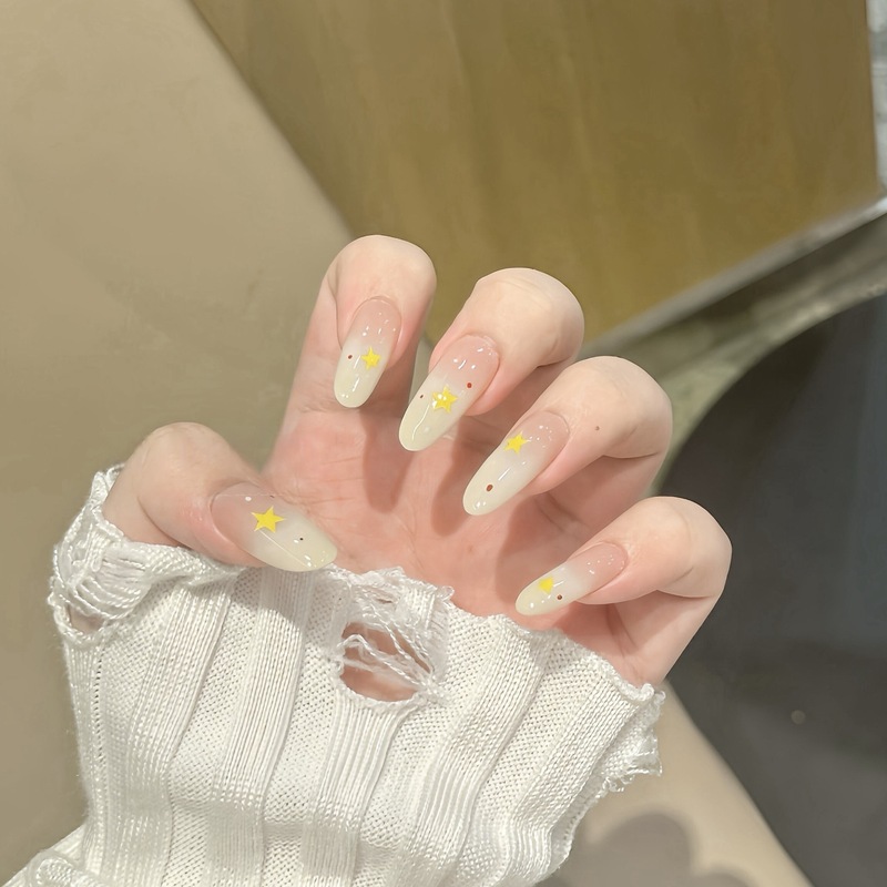 子供用ウェアラブルネイル、超かわいいアップルキティホワイトニングマニキュア、取り外し可能なショートネイル、手描きの甘い女の子イン|undefined