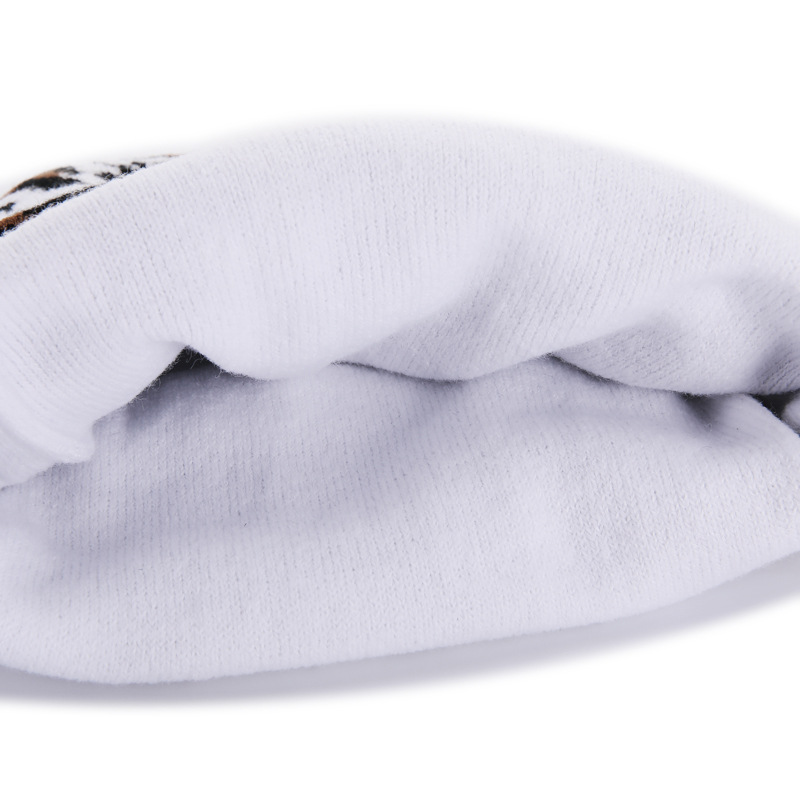 Autumn and winter face small thermal hat student cute leopard print cow knitted hat woolen hat Internet celebrity_voghion.com