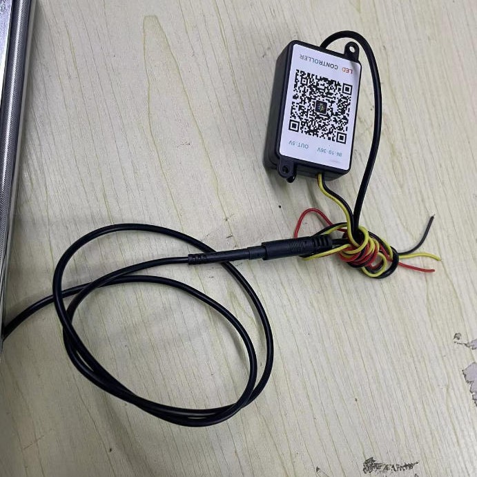 Frame de matrícula de color LED APP con iluminación marco de matrícula adecuado para marcos de matrícula de automóviles de placa verde china