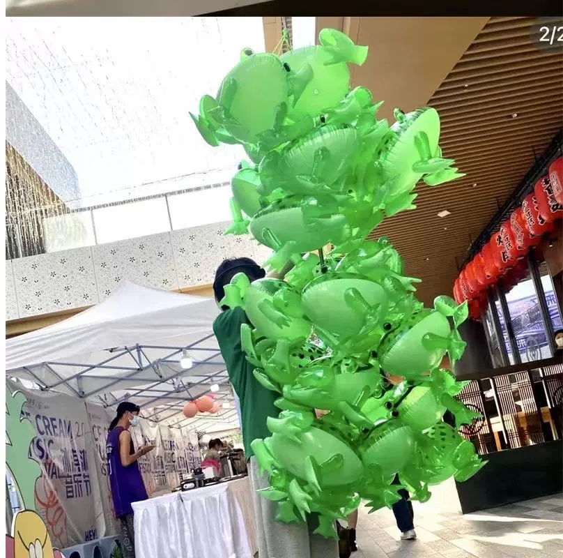 网红充气发光青蛙气球批发弹跳孤寡青蛙充气儿童摆地摊夜市热卖款