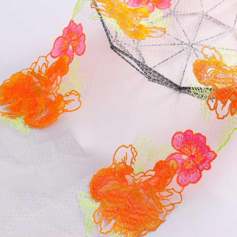 Fabricantes de sostén bordado tela de encaje bohemio cuatro estaciones ropa interior tela bordada