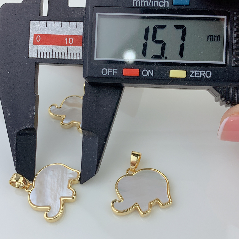 Elephant Pattern 2 Pieces Alloy Elephant Pendant