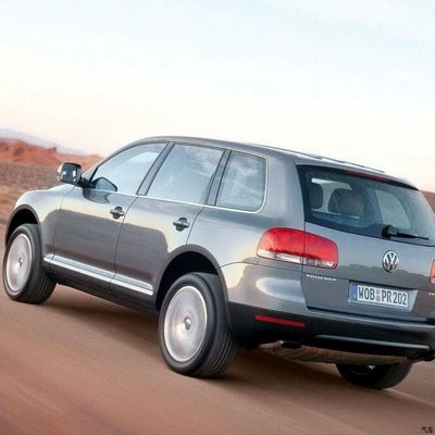 Mudguard of Volkswagen Touareg Car