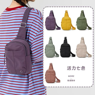 简约设计胸包女新款百搭斜挎包轻便防水大容量运动小挎包骑行背包
