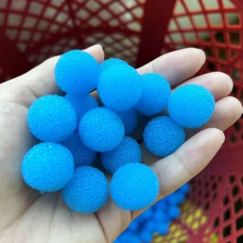 Fabricante personalizado de alta elasticidad bola esponja tres colores de color hueco bola esponja helado material de decoración de vacaciones esponja