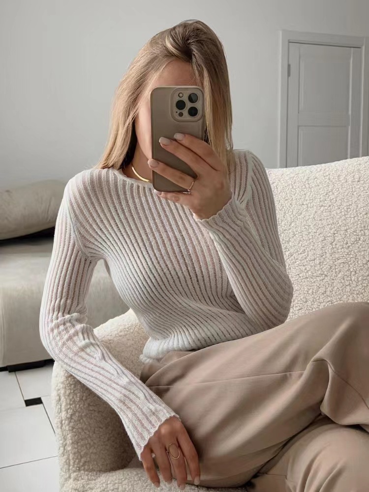 Women's Knitwear Long Sleeve Sweaters & Cardigans Ripped Streetwear Solid Color display picture 2