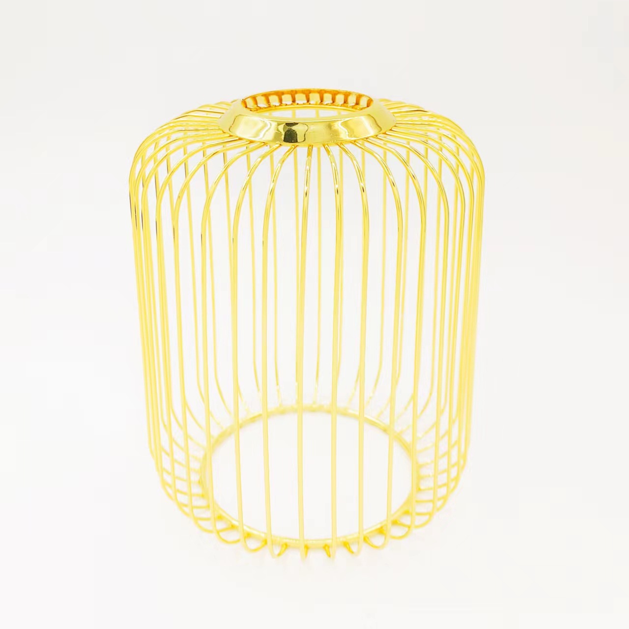 Moda y moda retro alambre de hierro forjado iluminación malla hueca estilo industrial hogar simple cubierta de lámpara de hierro forjado