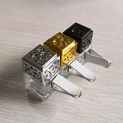Car air outlet perfume bottle car ornaments air conditioner aromatherapy empty bottle clip car interior accessories creative car accessories