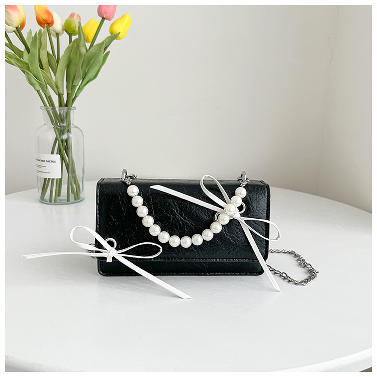 Fashion Solid Color Pearls Bowknot Square Buckle Handbag display picture 4