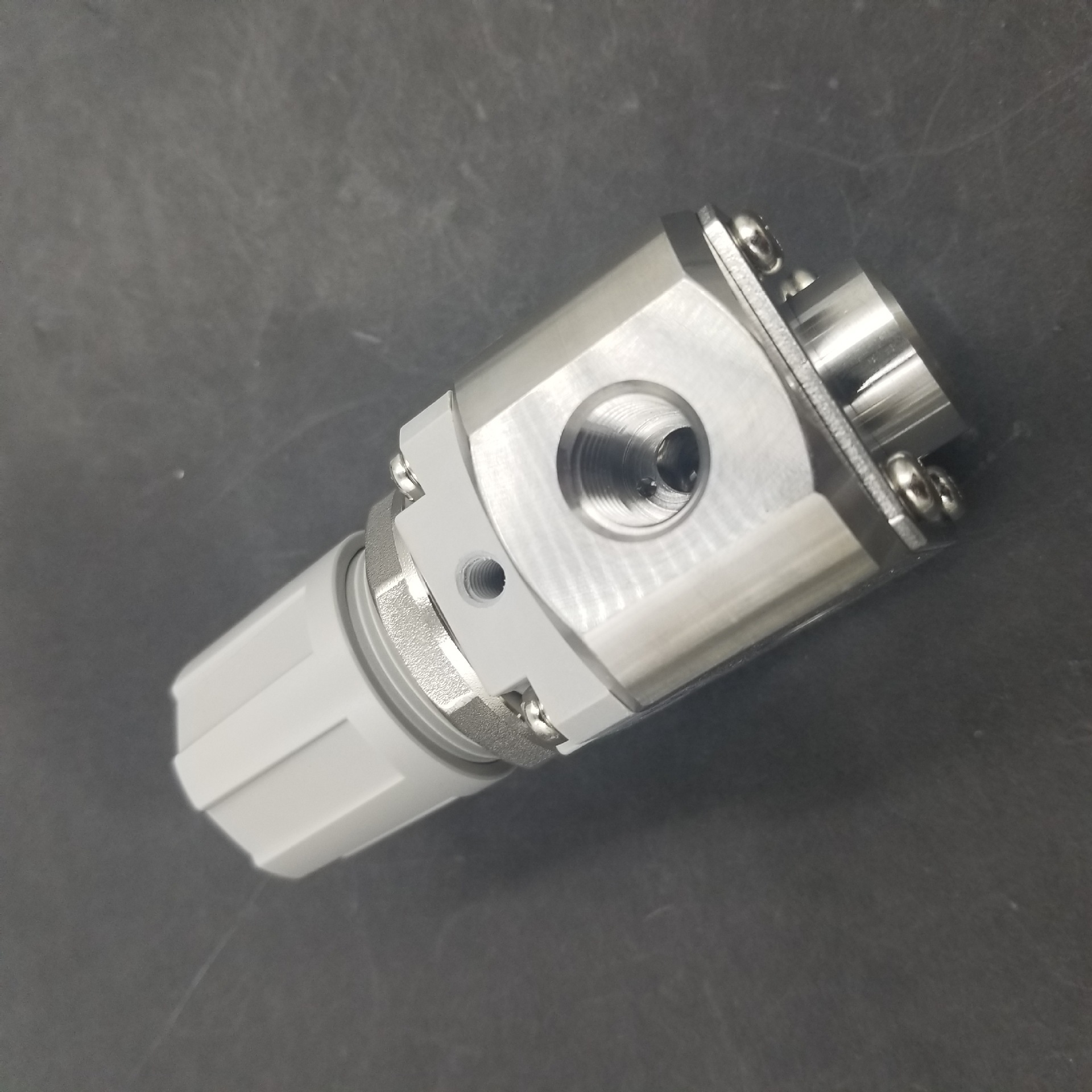 全新原装正品 CKD喜开理调压阀 RC2000-8-LN-P9 价格浮动报价为准