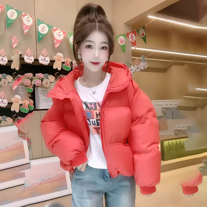 超好看短款白色棉服女士2024年冬季新款洋气休闲设计感棉衣面包服