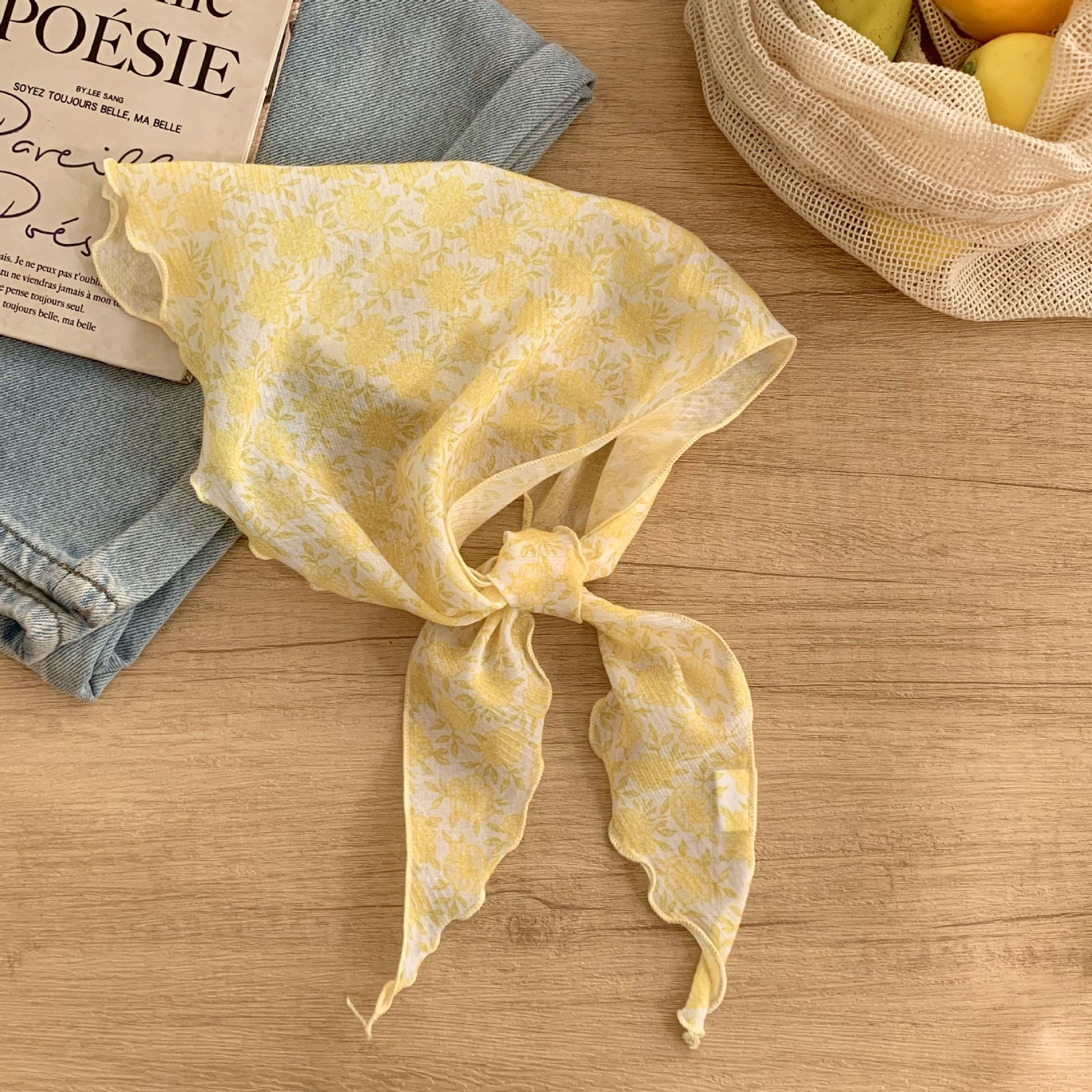 Bufanda de seda nuevo estilo protector para el cuello bufanda para el cuello pequeño y fresco pañuelo floral a cuadros cinturón para el cabello para atar el cabello bufanda triangular multiusos para atar la cintura