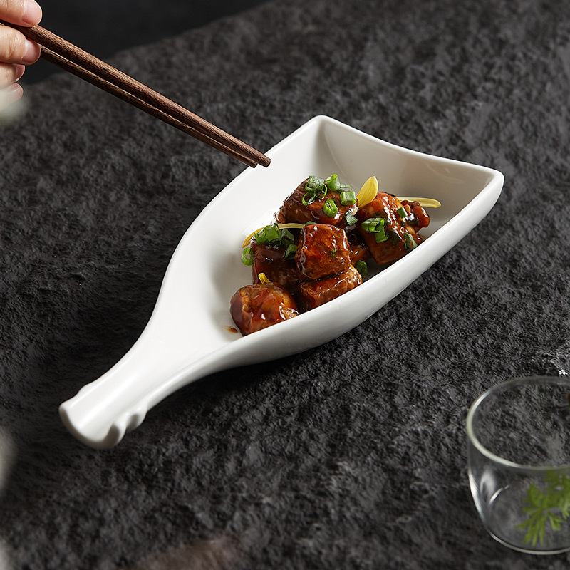 Botella de vino de cerámica en forma especial plato hondo plato frío hotel restaurante vajilla irregular plato pequeño plato artístico plato comercial