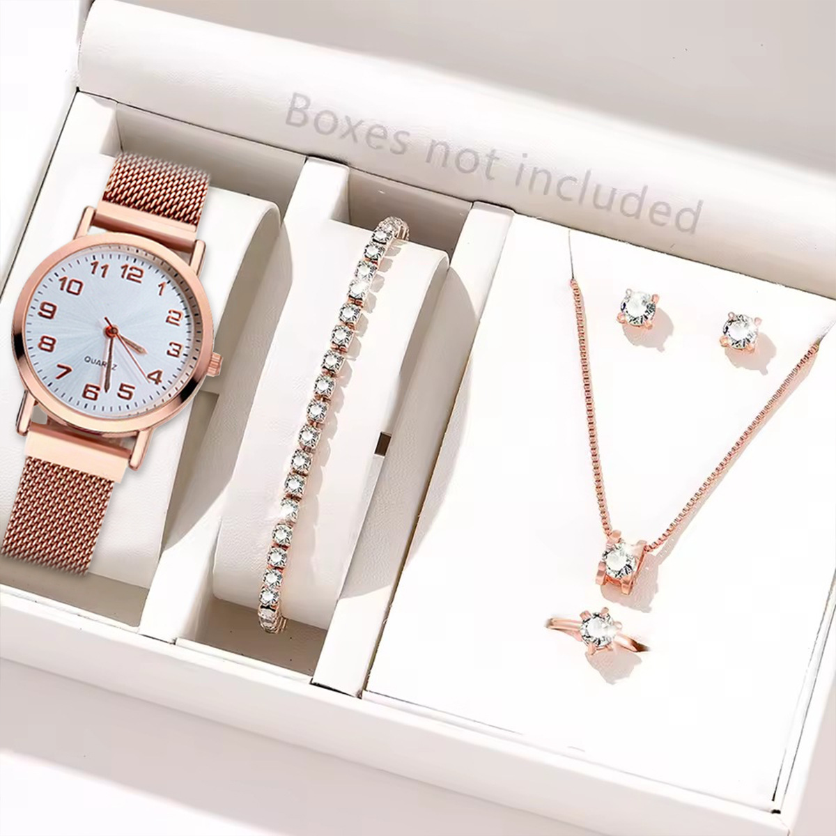 Combination b-watch and accessories