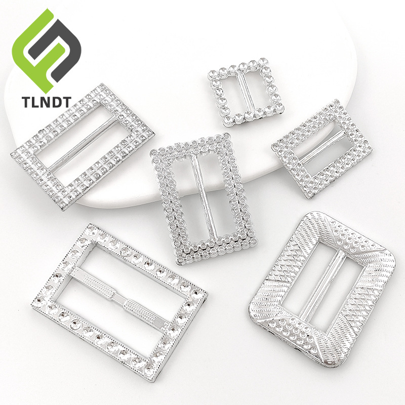 Plastic buckle