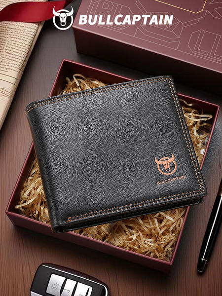 Short leather wallet