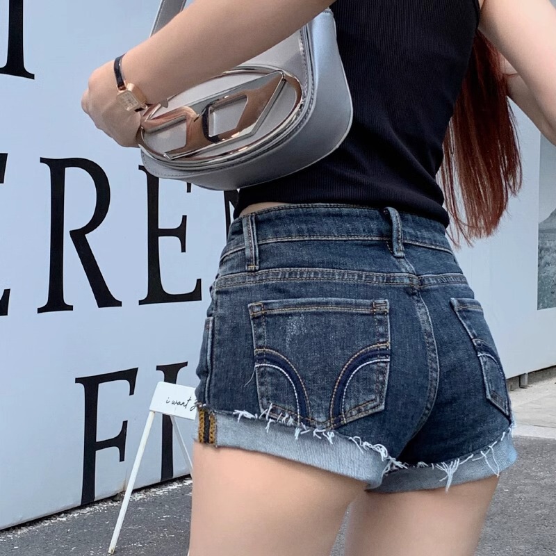 Low-Waisted Denim Super Short Shorts for Women, Spring and Summer Trendy Hip-Enhancing Tight-Fitting Hot Girl Elastic Cuffed Butt-Hugging Hot Pants Low-Waisted Denim Super Short Shorts for Women, Spring and Summer Trendy Hip-Enhancing Tight-Fitting Hot Girl Elastic Cuffed Butt-Hugging Hot Pants