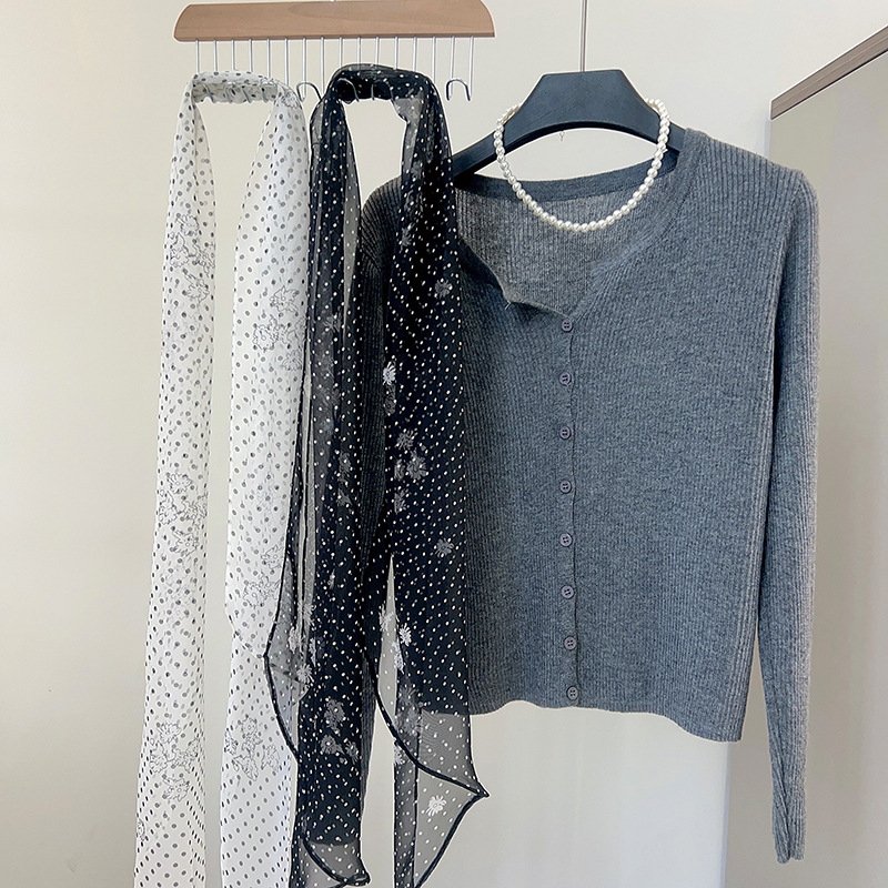 Versión coreana de la cinta de gasa estilo INS, sensación de ambiente de primavera y verano para damas, estilo delgado, cuello, lunares, estampado floral, bufanda de seda, marea