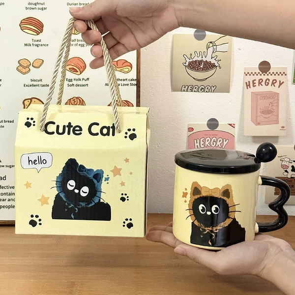 Brown cat/cup + spoon + lid (carrying gift box)