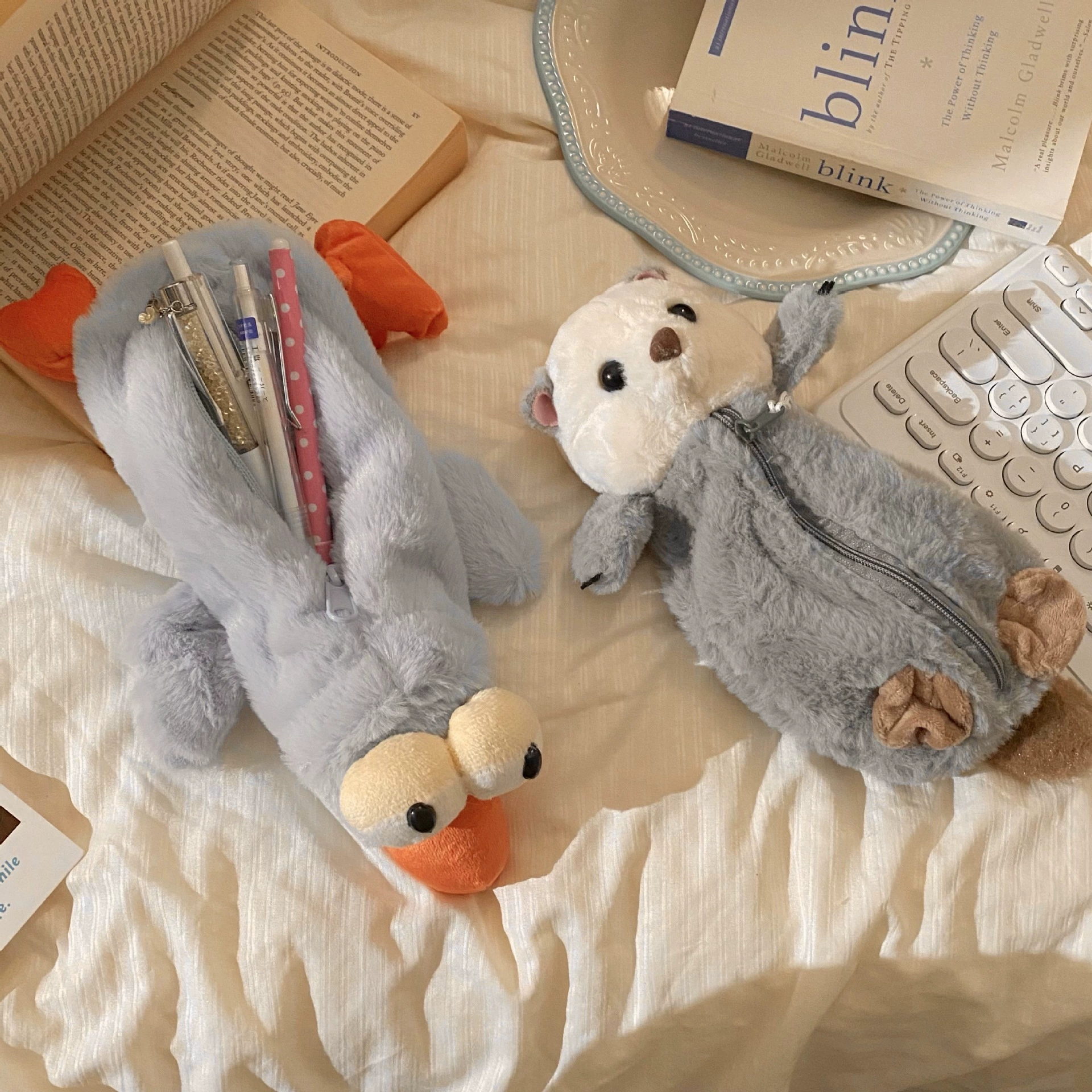 Cute plush capacious cartoon pencil case for students, for secondary school
