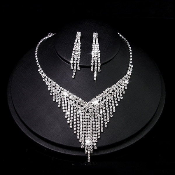 necklace for bride