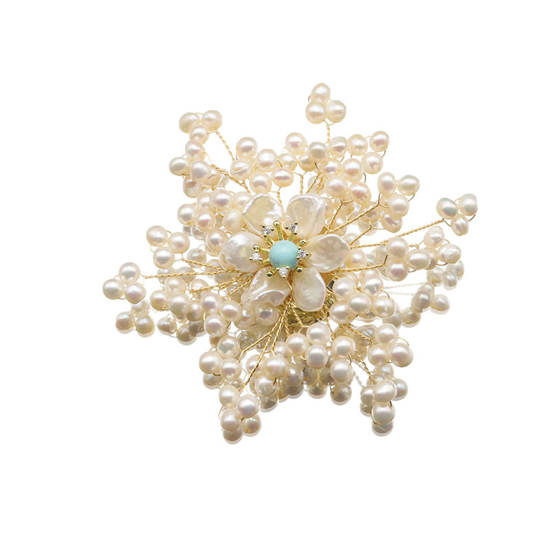 Original natural de agua dulce perla turquesa copo de nieve broche de Navidad barroco ramillete de alta gama estilo Chanel joyería