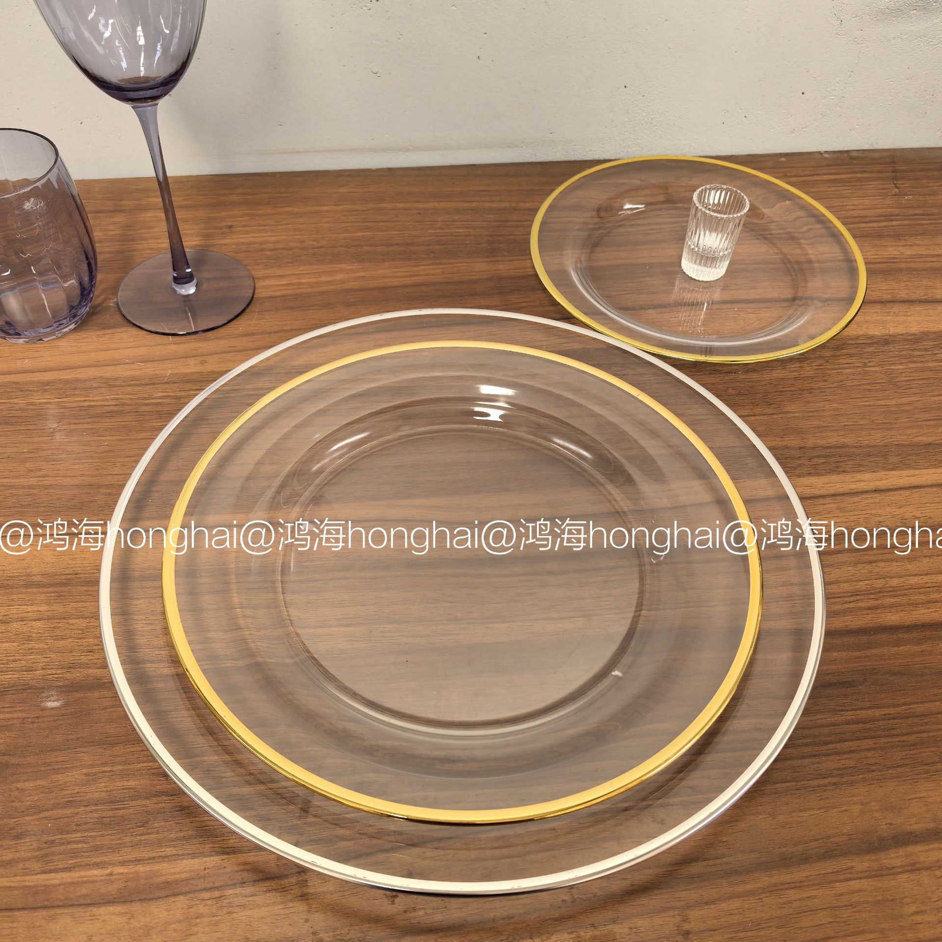 Placa de charger de gold rim Placa de comercio exterior Plato de vidrio transparente de Phnom Penh Plato de comedor occidental simple moderno