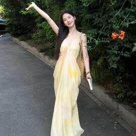 法式绝美仙女气质海边度假长款垂坠感黄色晕染印花v领吊带连衣裙