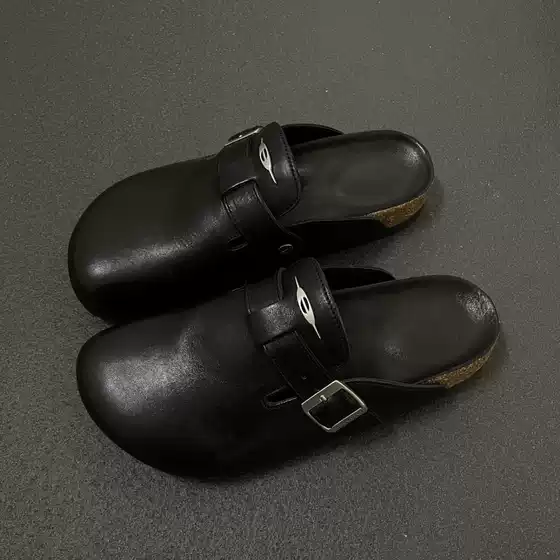Retro Black Birkenstock-Style Clogs for Outerwear 2025 Spring Summer New Thick Sole Cork Closed Toe Half Slippers