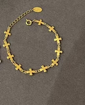 French Fashion Niche Cross Sweater Chain Elegant Versatile Commuting Classic High-End Long Necklace Ins_voghion.com