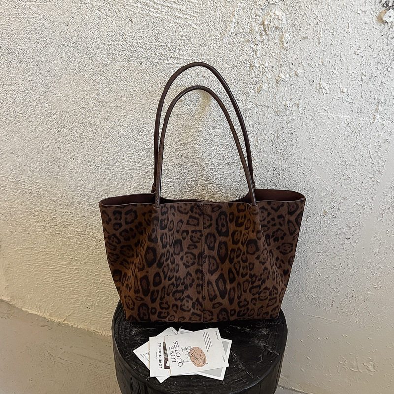 Túi tote nữ họa tiết da báo cỡ lớn, túi đeo vai kiêm túi xách tay phong cách retro — Họa tiết da báo nâu, Họa tiết da báo đen xanh chi tiết 16