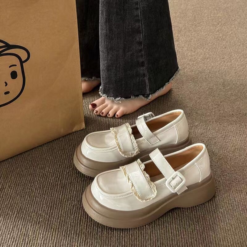 Zhao Lusi's style: thick-soled, Japanese-style, retro, versatile Mary Jane flats, new women's round-toe French-style fashion shoes