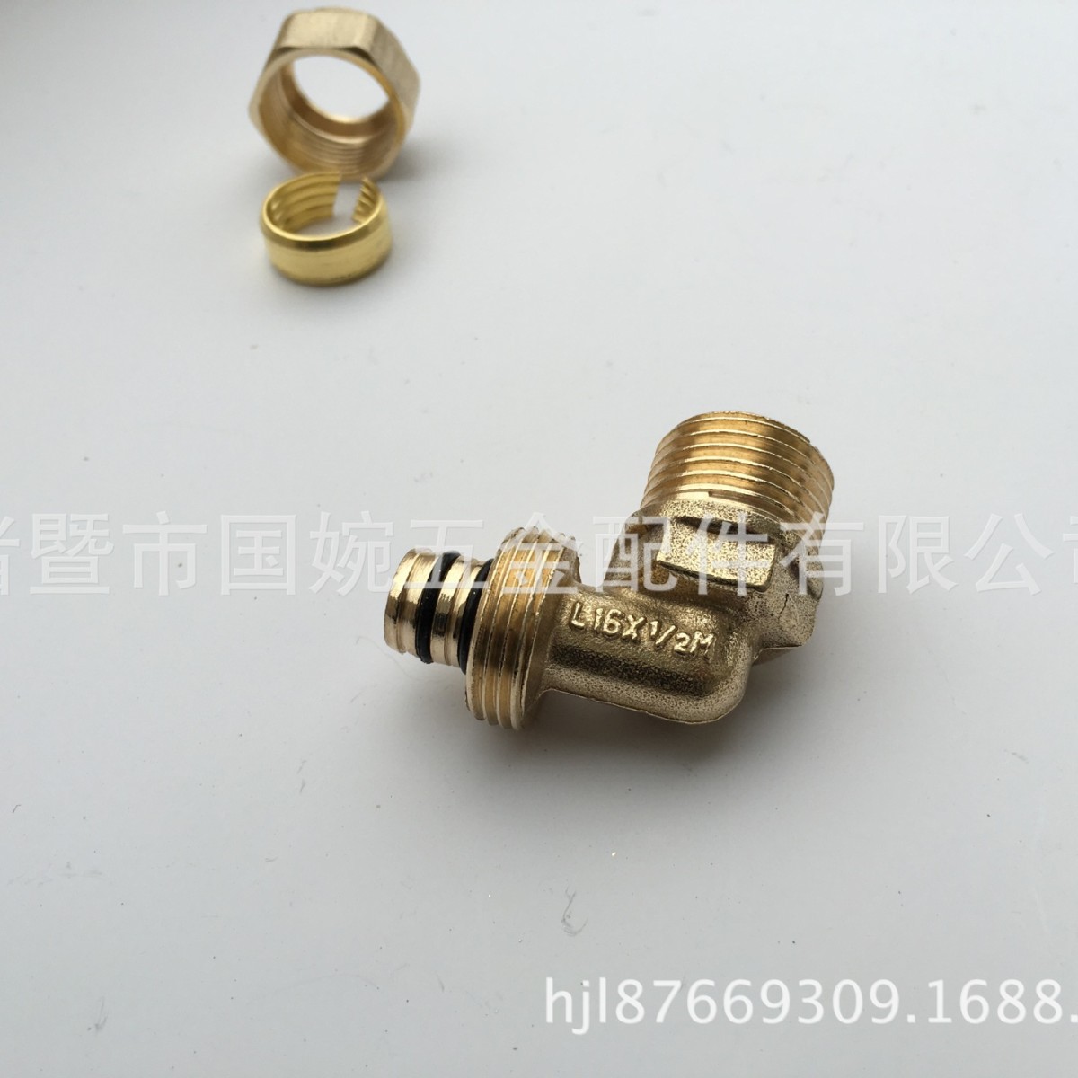 国巨厂家 L16*1/2M 外丝弯头 卡套式铜管件 太阳能铝塑管铜接头