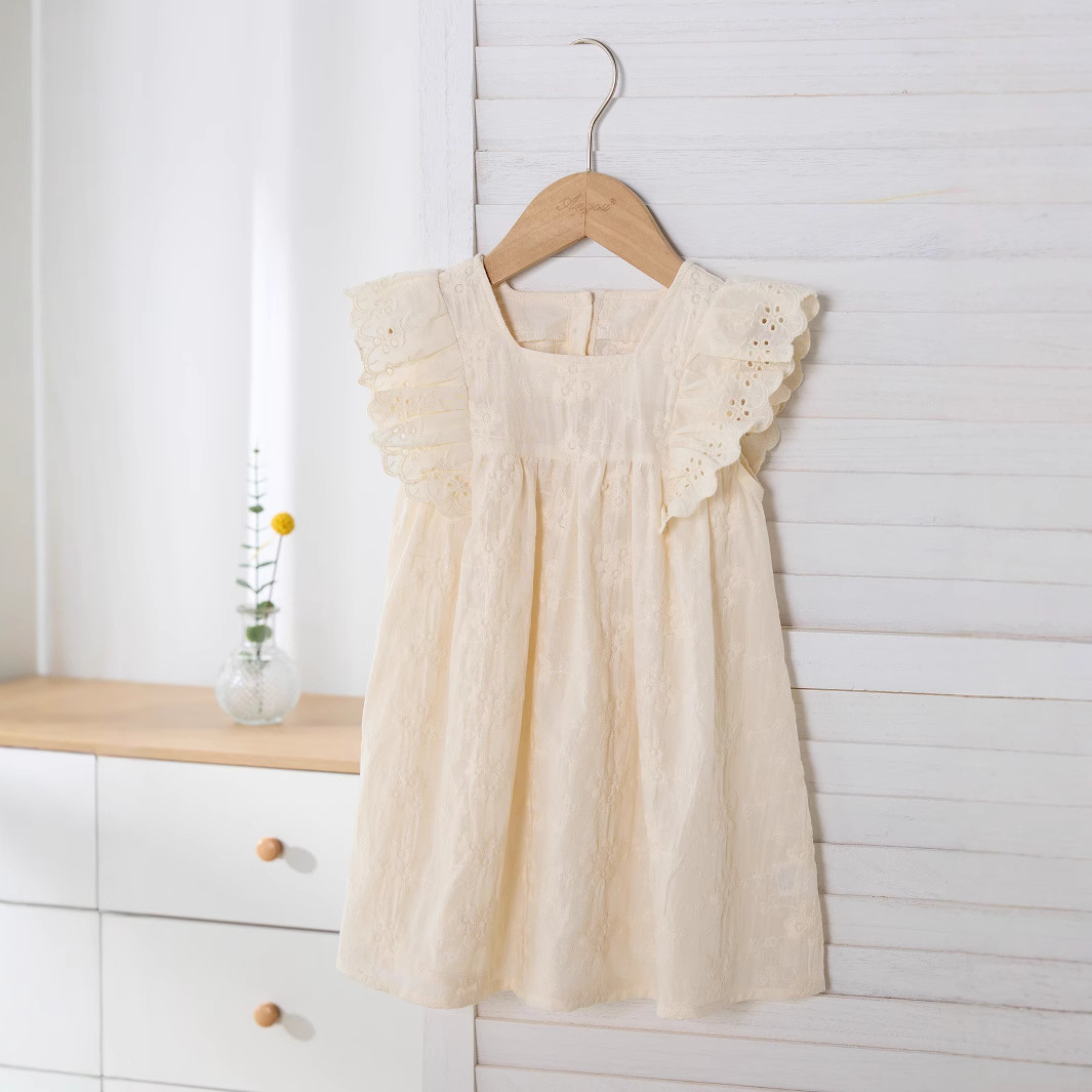 Children's dress Summer New Flower Embroidered Girls' Skirt Lace Flying Sleeve Western Style Princess dress