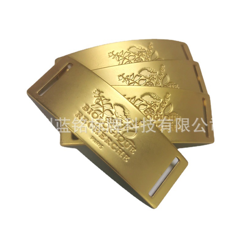 专业生产箱包logo金属铭牌 徽章 胸章 纪念徽章 合金压铸标牌