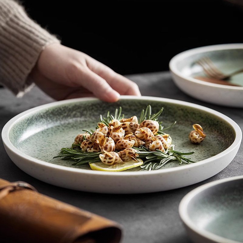 Horno redondo de estilo japonés, plato occidental de cerámica vidriada, plato de verduras profundas, plato frío atractivo, restaurante de hotel, vajilla de restaurante