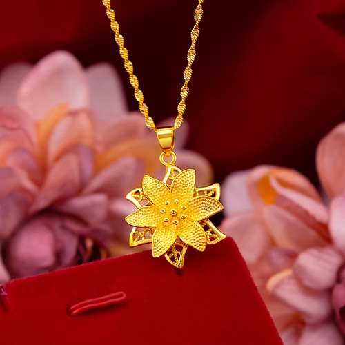 Pure copper electroplating, fashionable and exquisite women's small flower pendant necklace, pendant, brass gold-plated jewelry, sand gold jewelry