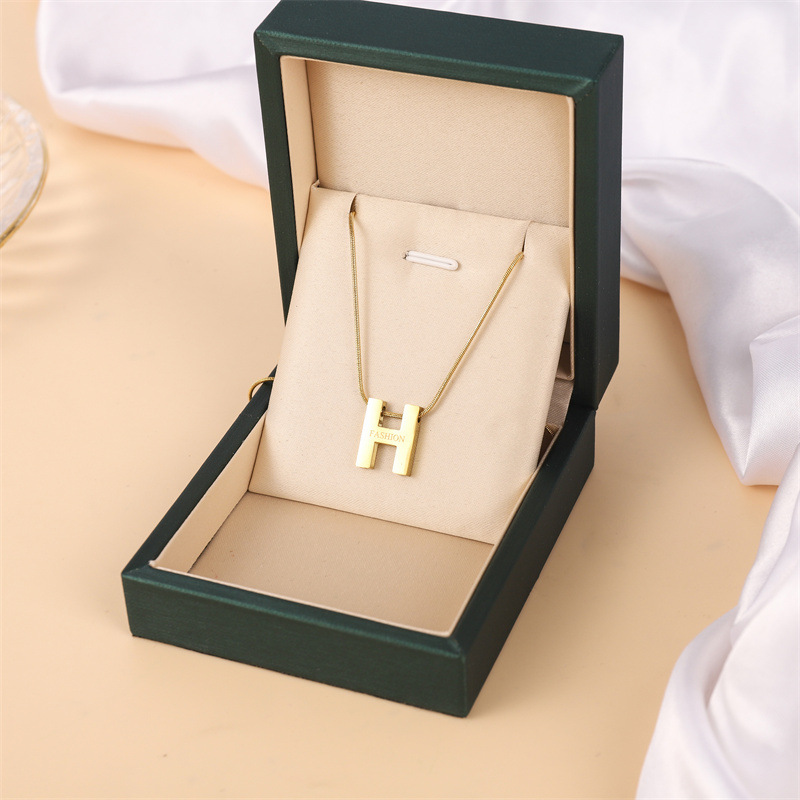 Fashion Letter Titanium Steel Pendant Necklace 1 Piece