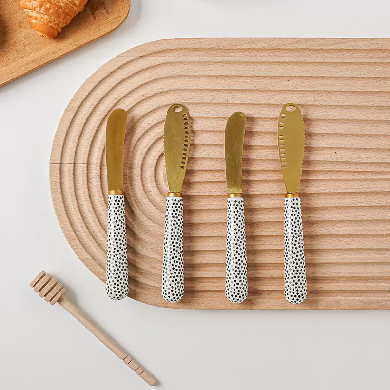 陶瓷不锈钢黄油刀餐具芝士带孔抹奶油刀面包果酱刀刀抹刀欧洲热销