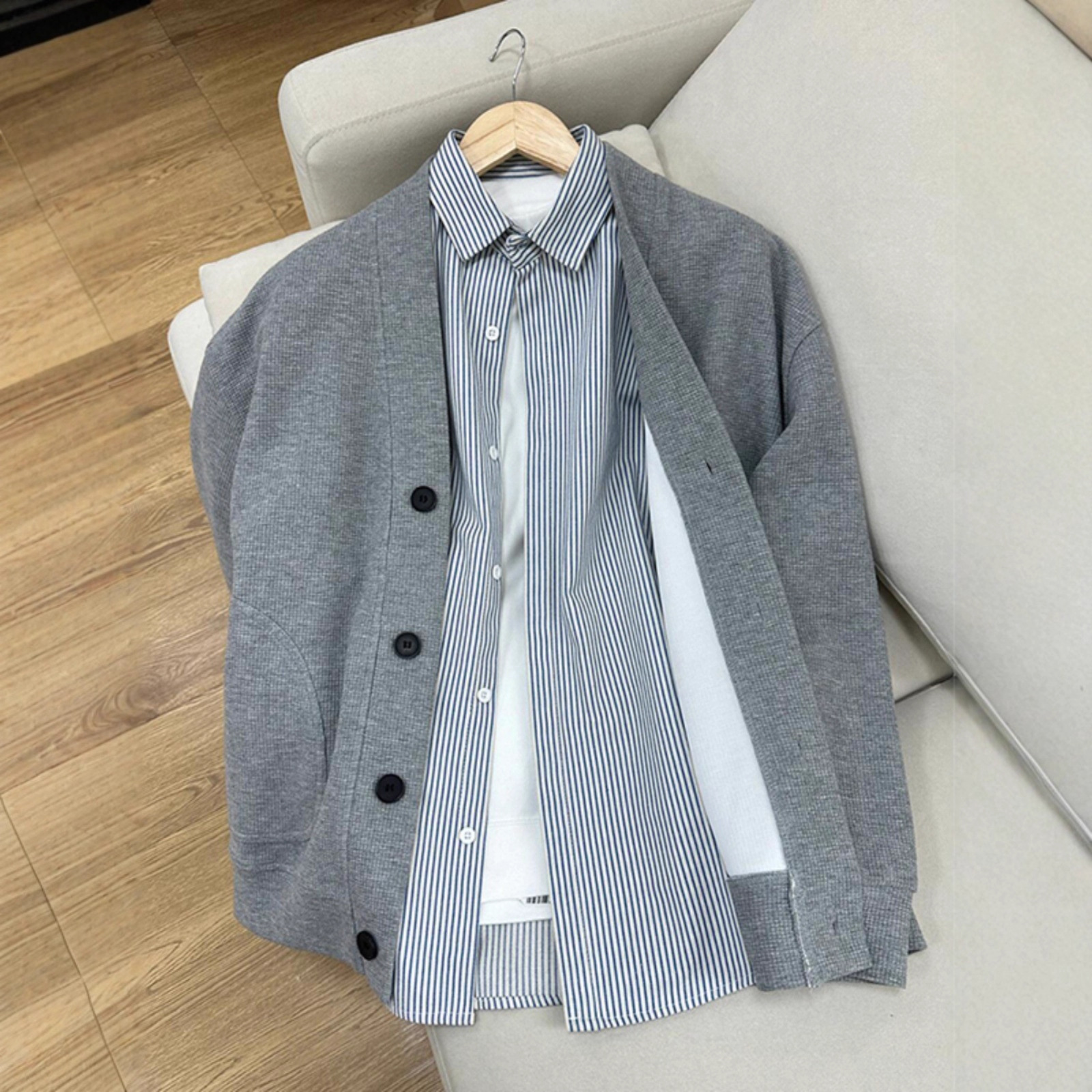 Waffle Cardigan Knitwear Jacket for Boys 2025 Early Autumn Wear High-End Handsome Couple V-Neck Jacket