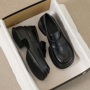 ��Ƥ2025�¿��ļ��ٴ�����ߺ��Ӣ���LСƤЬ�A�^���e����ЬŮ