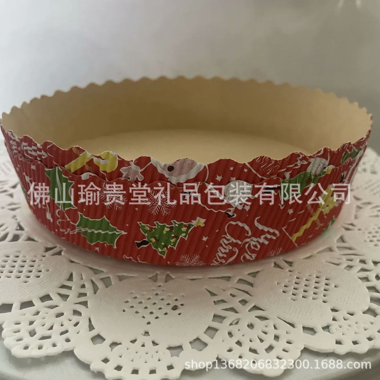 圣诞款   一次性烤盘|红色圆烤盘|波纹盒|牛皮纸面包烤盘|15*3
