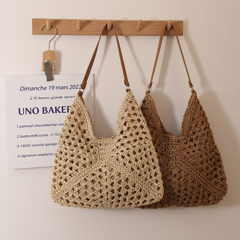 Casual Hollow-Out Solid Color Single-Shoulder Straw Bag, New Triangular Large-Capacity Tote Woven Bag, Beach Vacation Beach Bag